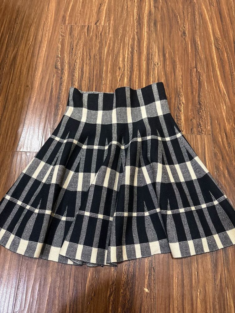 Winter Plaid A-Line Pleated Skirt
