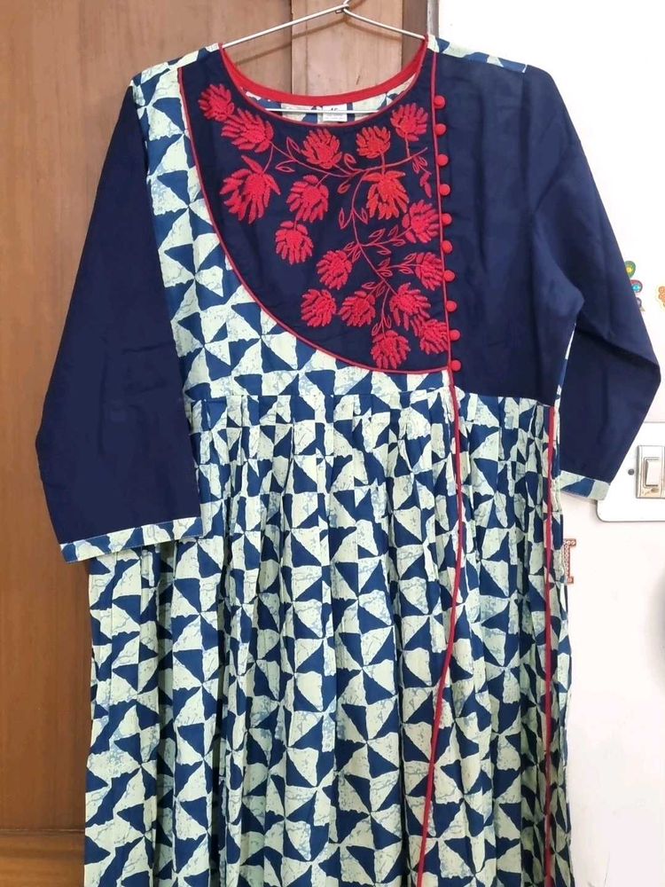 Embroidered Blue Kurta