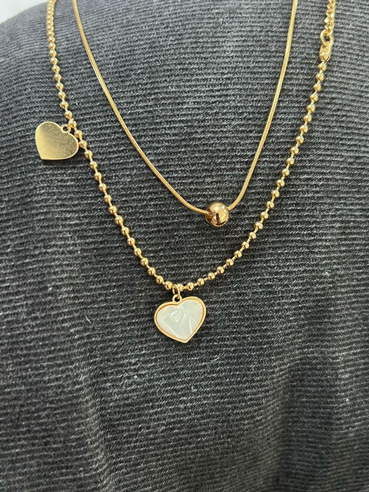 Combo 4 earing set and 1 pendant