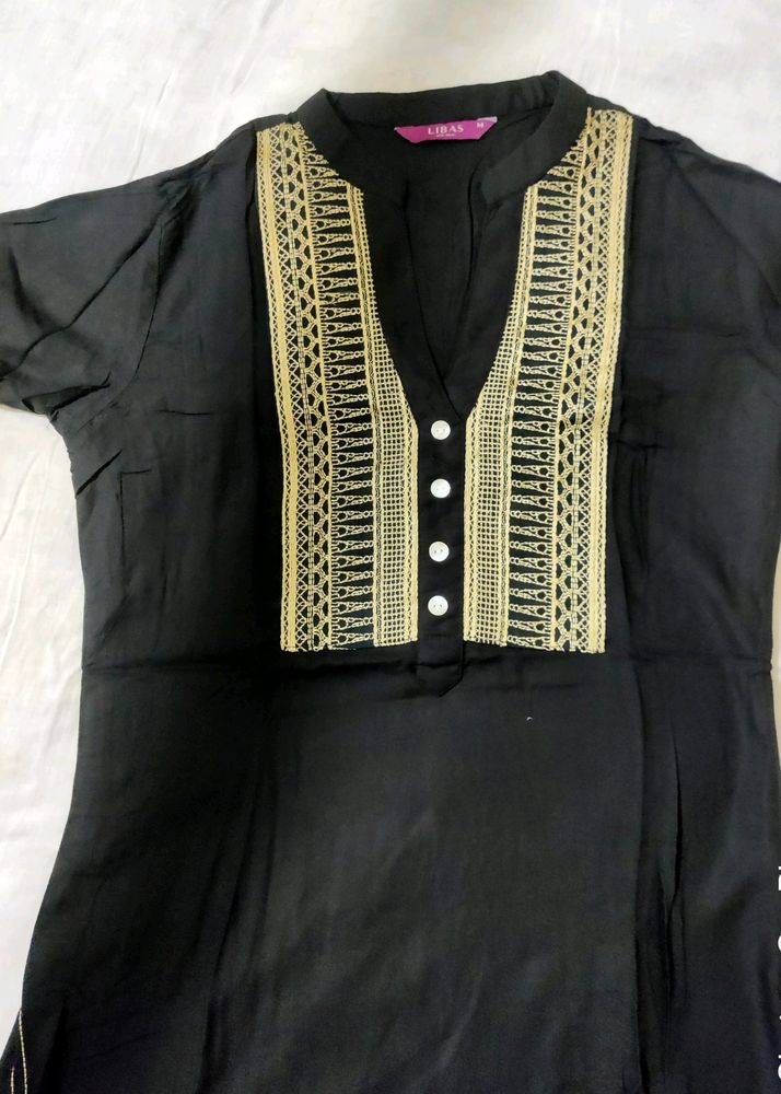 #Libas Kurti