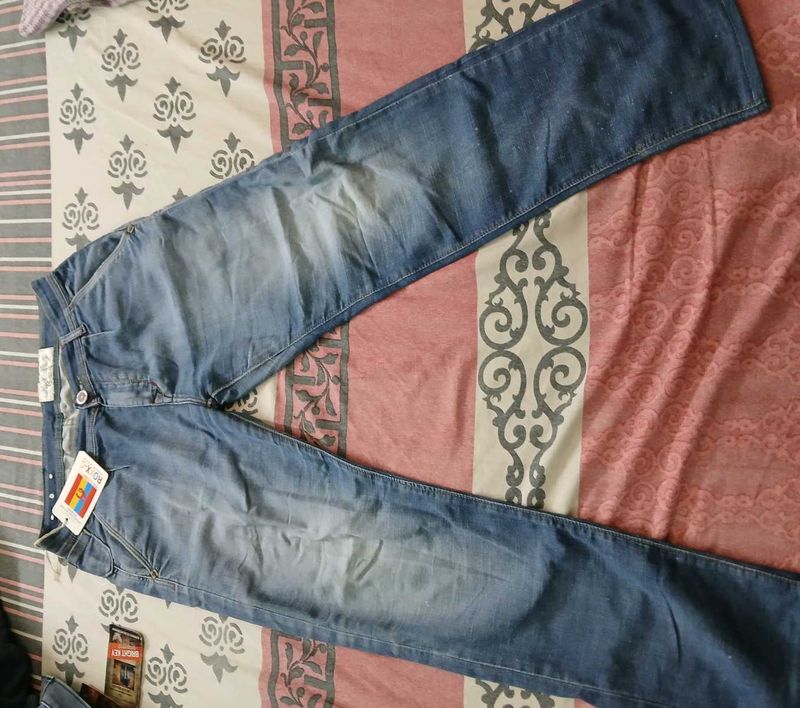 Stylish Blue Denim Jeans