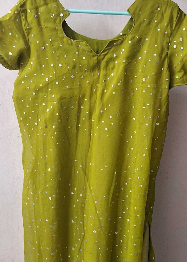 Green Embellished Kurta