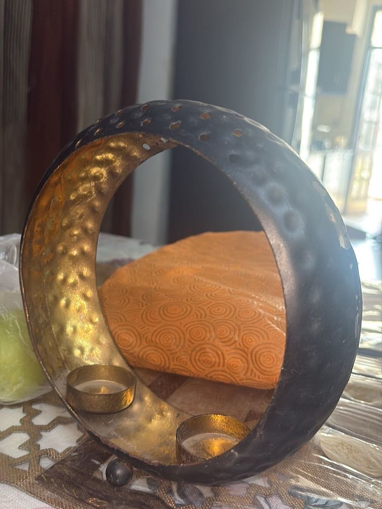 Moon Shaped Candle Holder