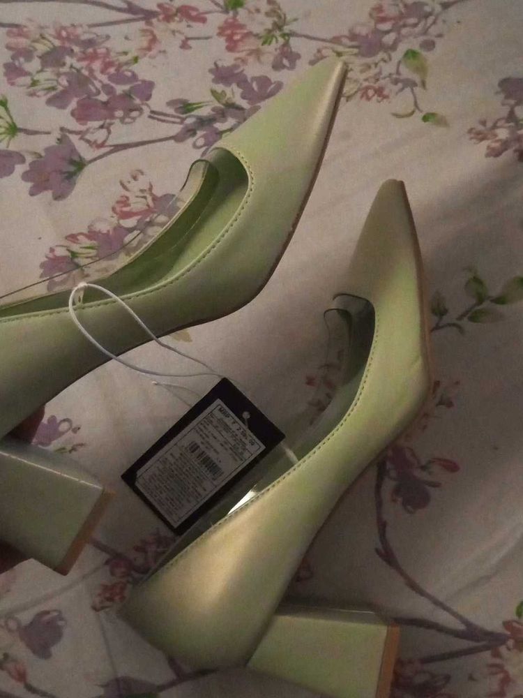 Lime Square-Toe Block Heels