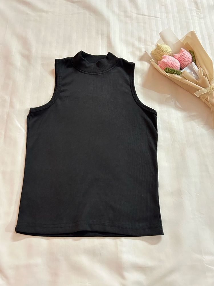 Black Halter Neck Top🖤