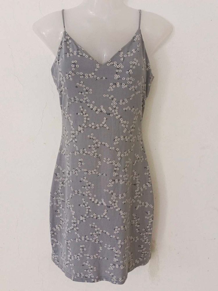 BEAUTIFUL FLORAL DRESS