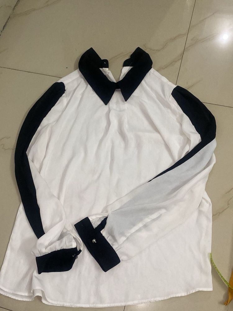 Chic White &amp; Black Top