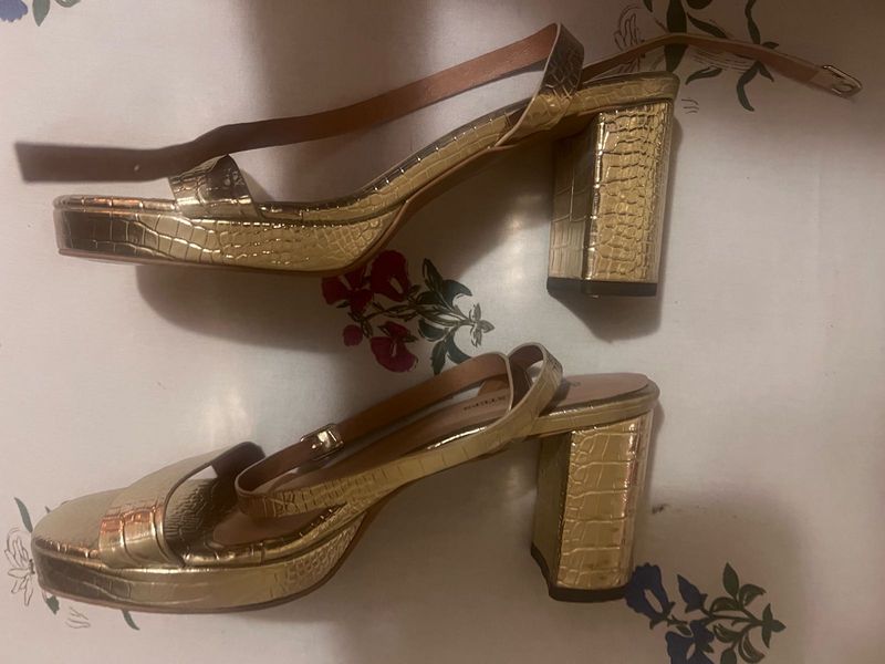 Gold Brand New Heels