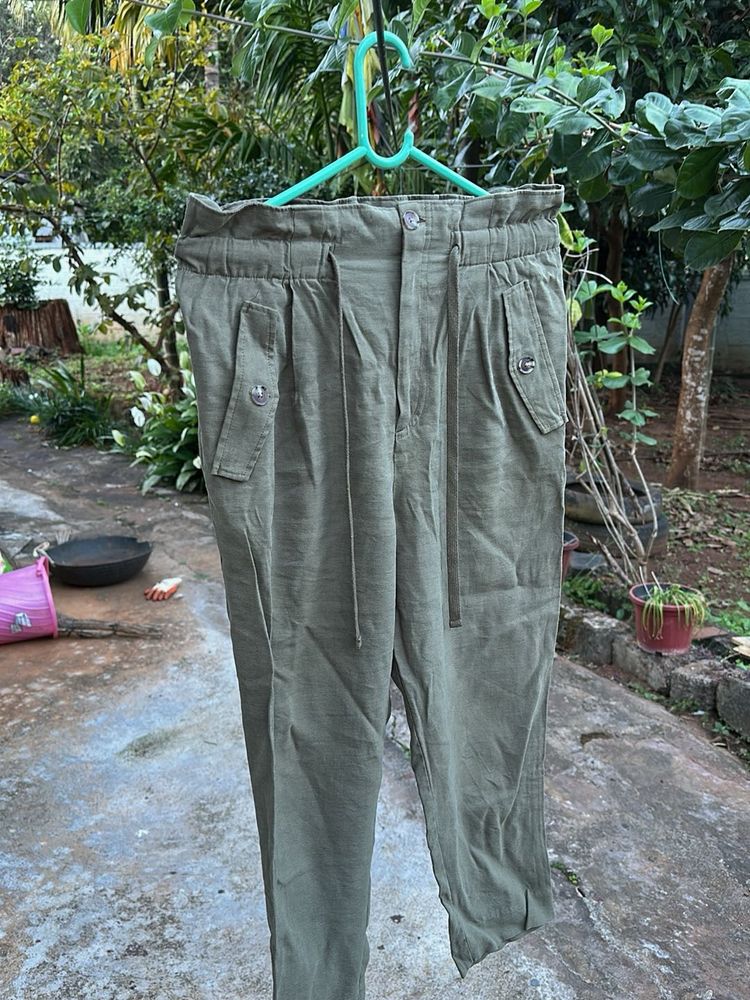 army green pant