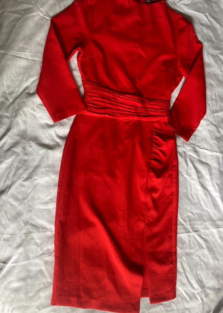 ZARA RED BODYCON DRESS