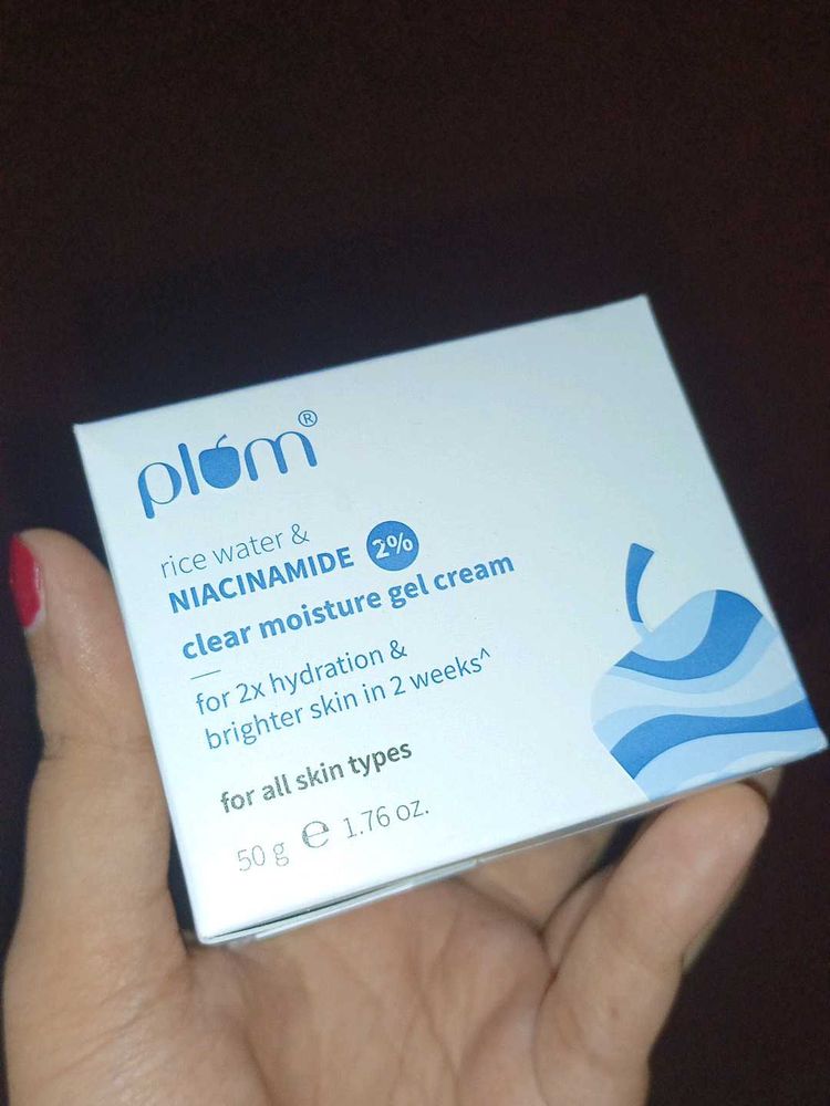 Plum Niacinamide Gel Cream