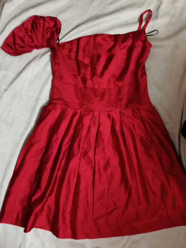 Red One-Shoulder Dress-party