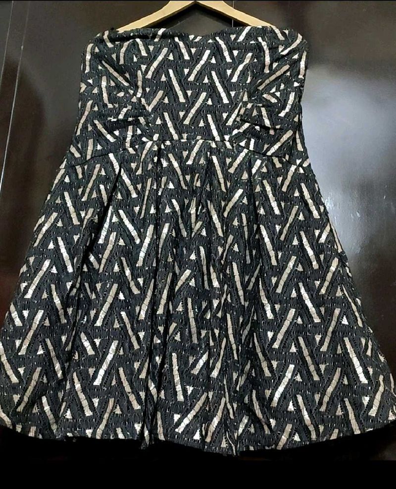 Black &amp; Cream Off Shoulder Dress For 32 Bust