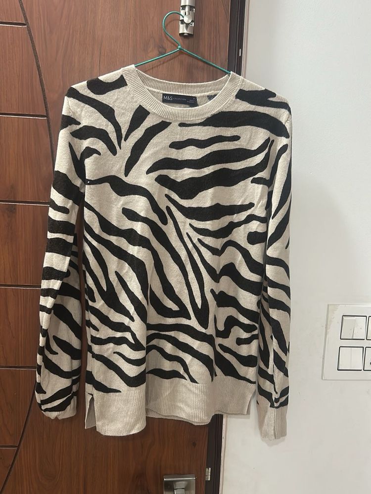 Zebra Print Knit Pullover