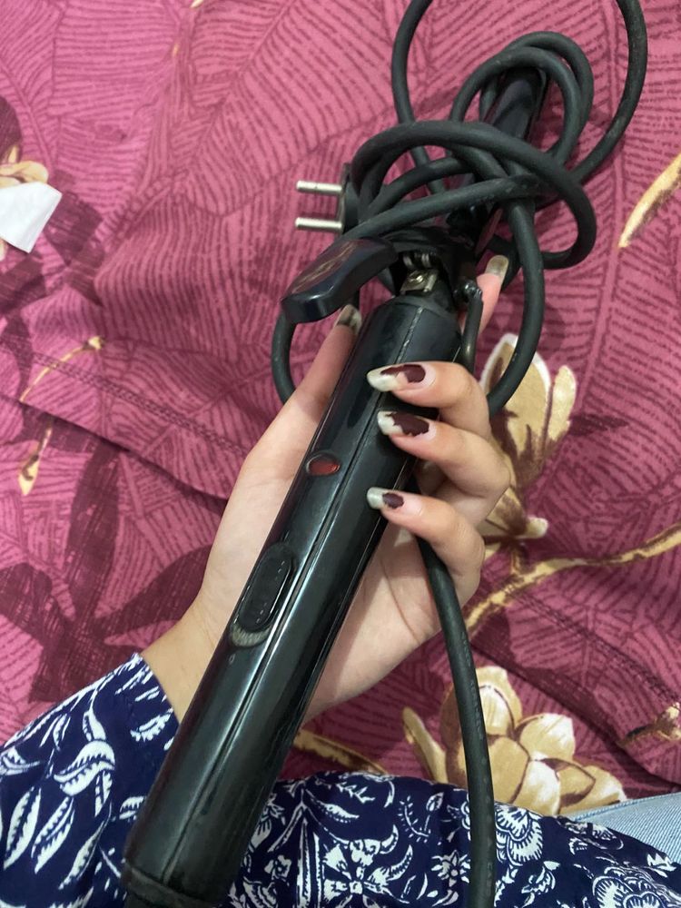 Vega Hair Curling Iron