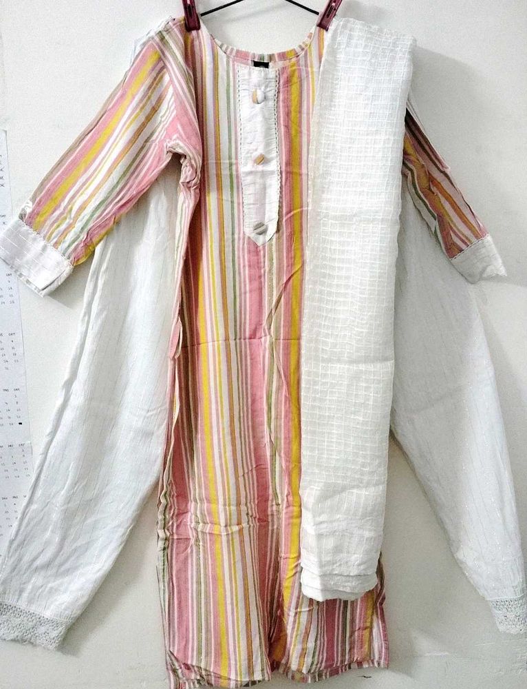 Kurta Pant Dupatta.