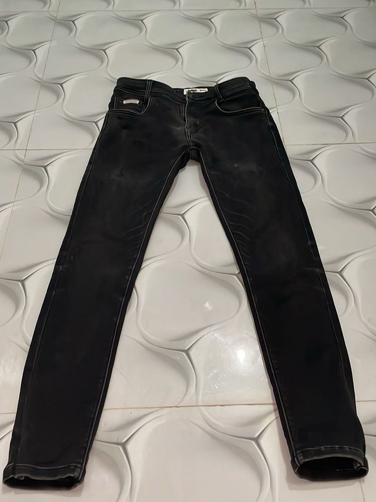Jeans Size 28