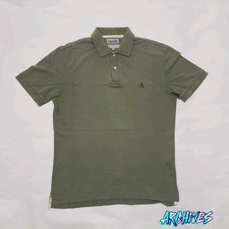ESSENTIAL Polo T-shirt