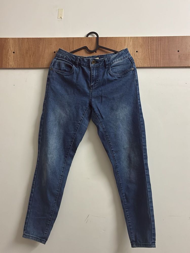 Stylish Blue Denim Jeans