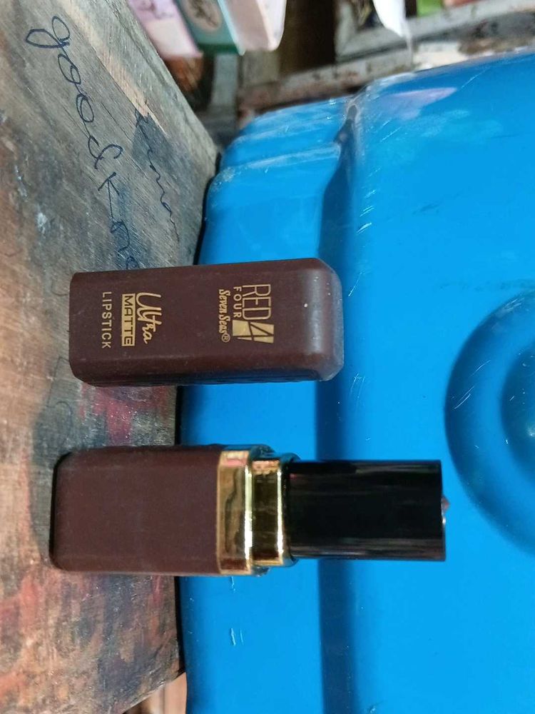 Red 4 Seven Star Lipstick