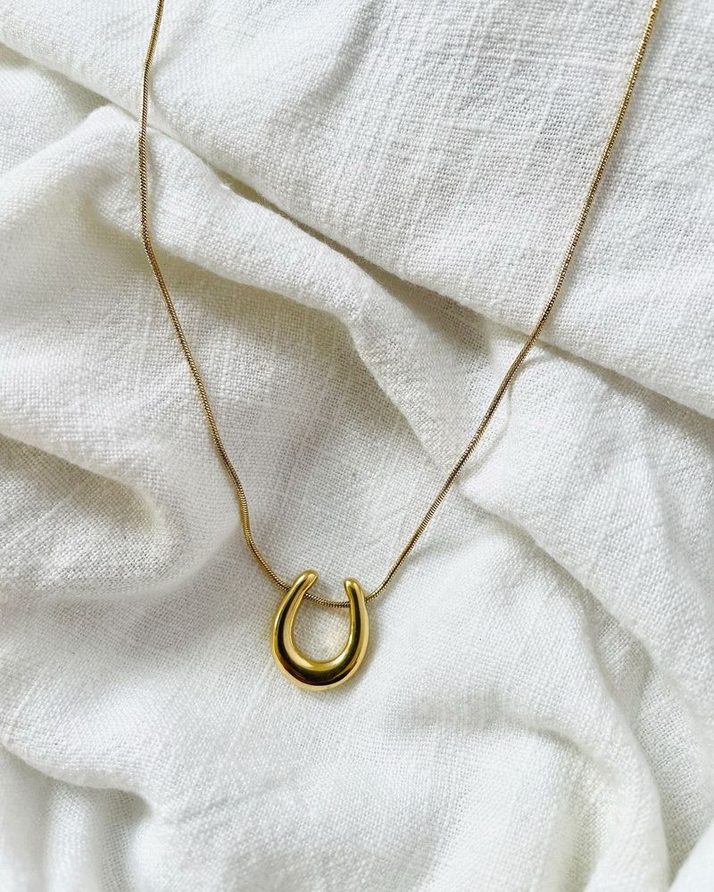 Gold Horseshoe Necklace