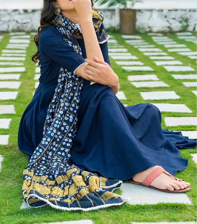 Elegant Navy Blue Kurta with Dupatta