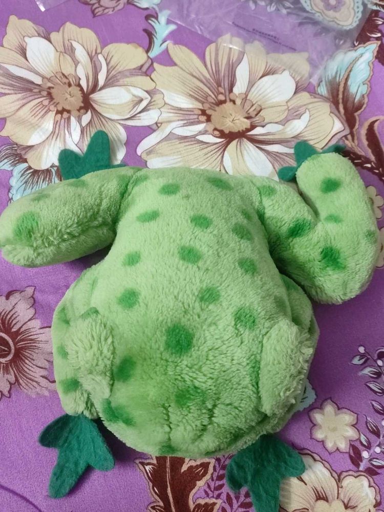 Cute Green Frog Plush Toy