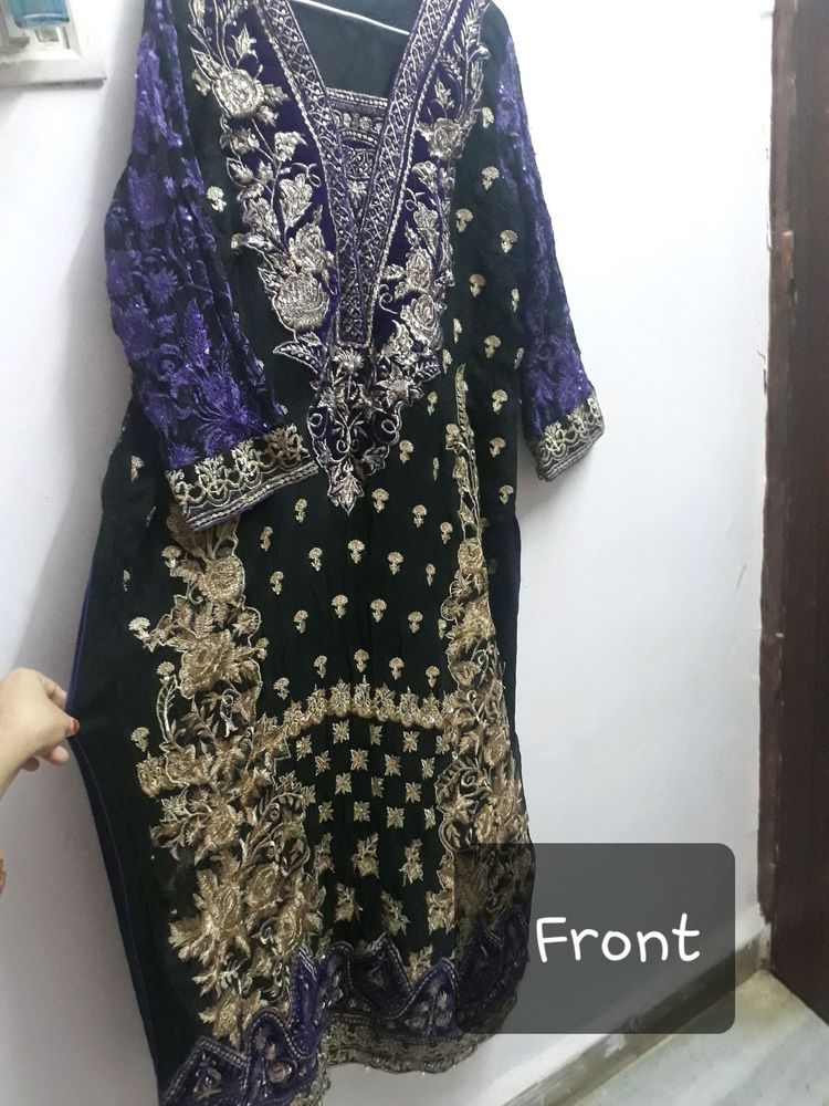 Pakistani Suit Kurti + Dupatta