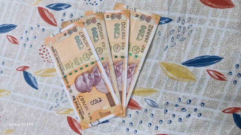 200rs 4 Notes Set With Fancy Number