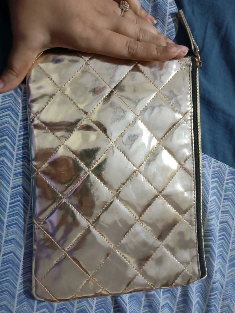 golden quilted large size pouch