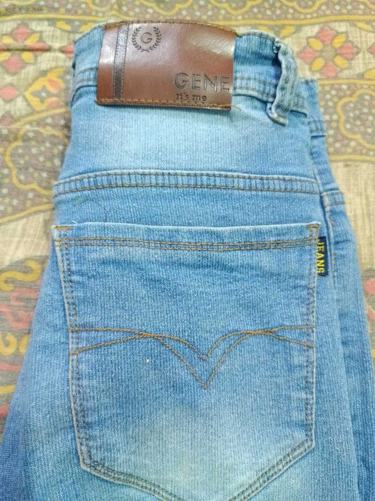Gene Jeans - Light Wash