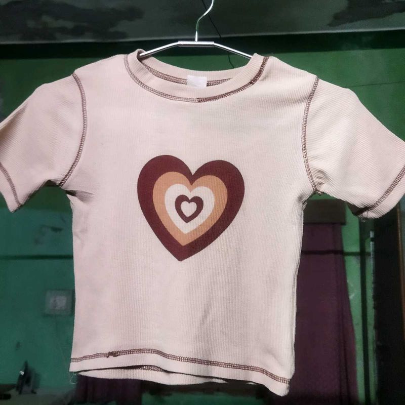 Retro Heart Graphic Tee