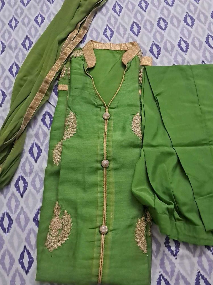 Green Embroidered Kurta Set