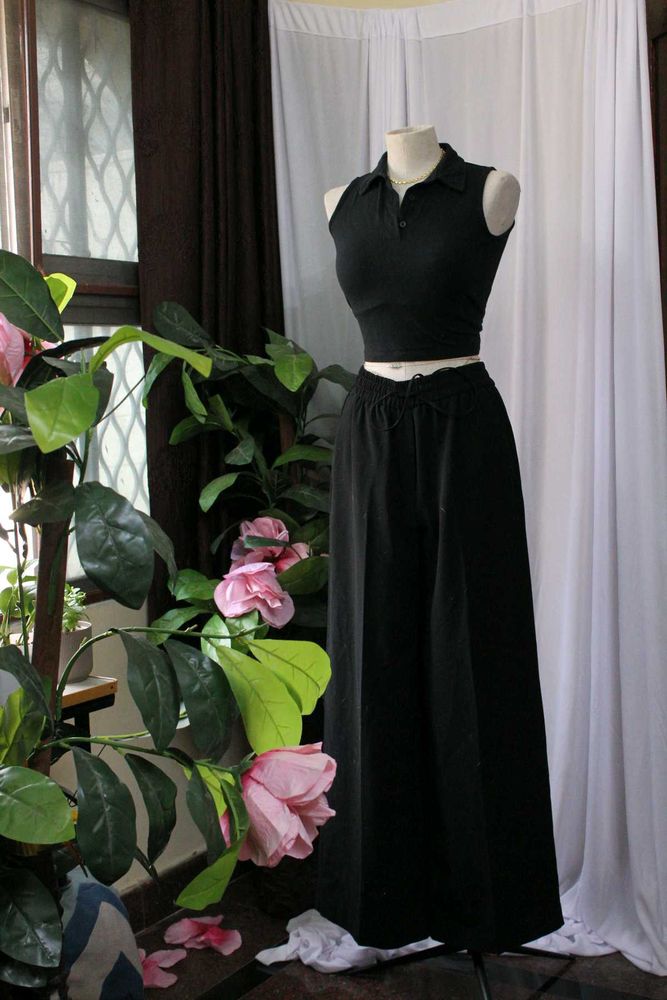 Black Crop Top
