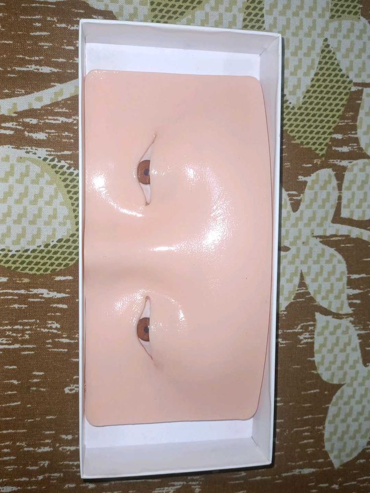 Eyeshadow Makeup Practice Dummy