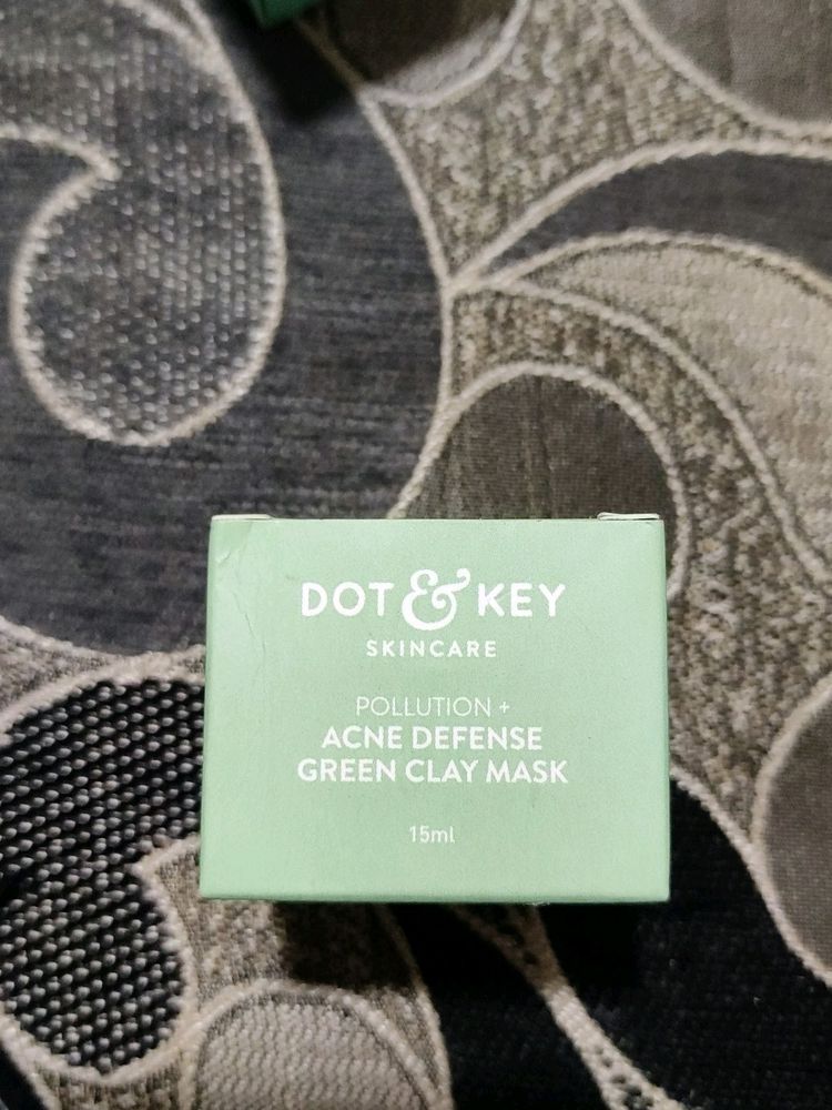 dot and key clay mask
