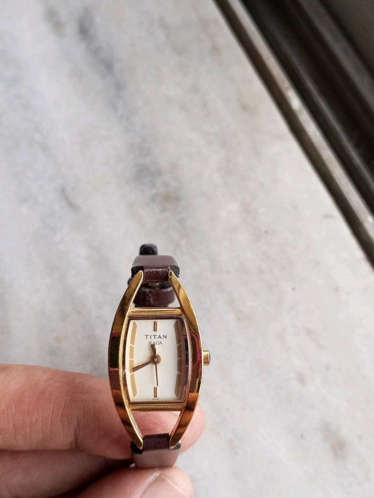 Titan Raga Orignal Gold Tonned Women&#39;s Watch