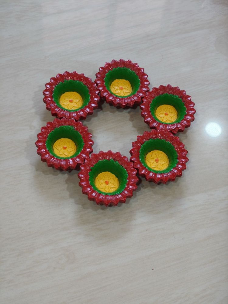 Set of 6 Decorative Diyas