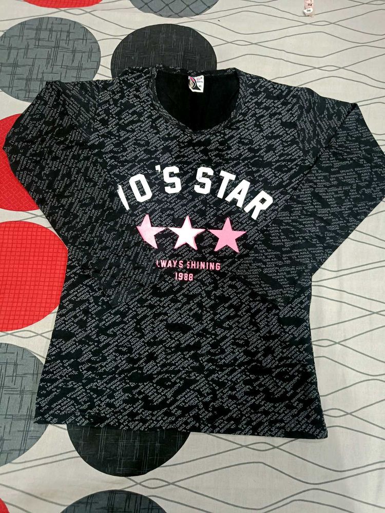 Black Colour Beautiful Tshirt For Girls