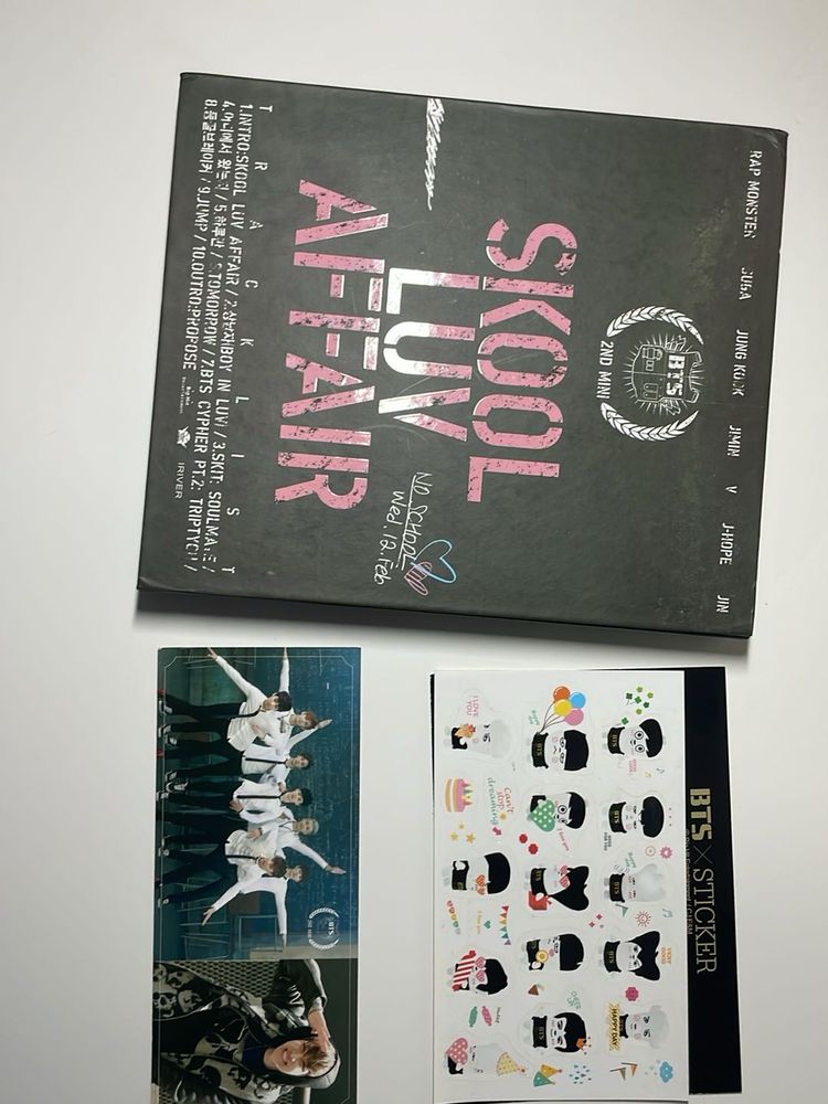 bts album - skool luv affair (pc + stickers)