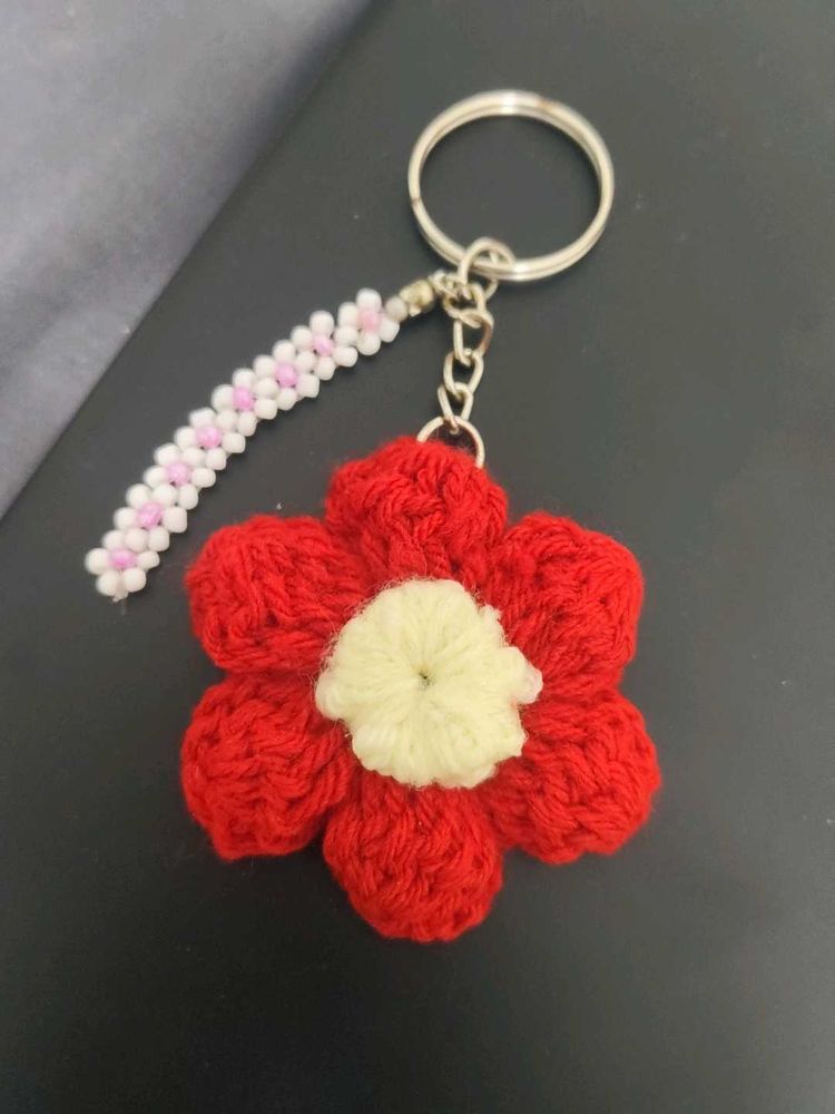 Red Flower Keychain (crochet handmade)