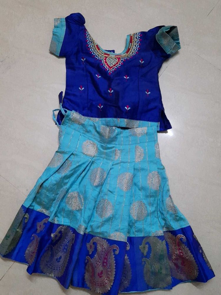 Girls Clothes- Like New, Hardly Worn