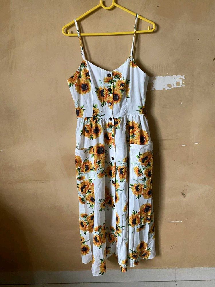 Floral Sweetheart Neck Midi Dress