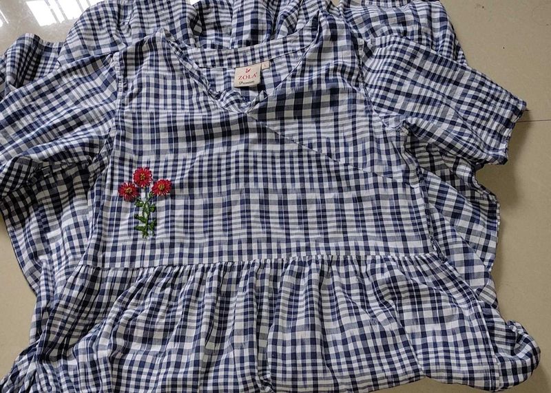 Blue &amp; White checked dress with FREEGIFT