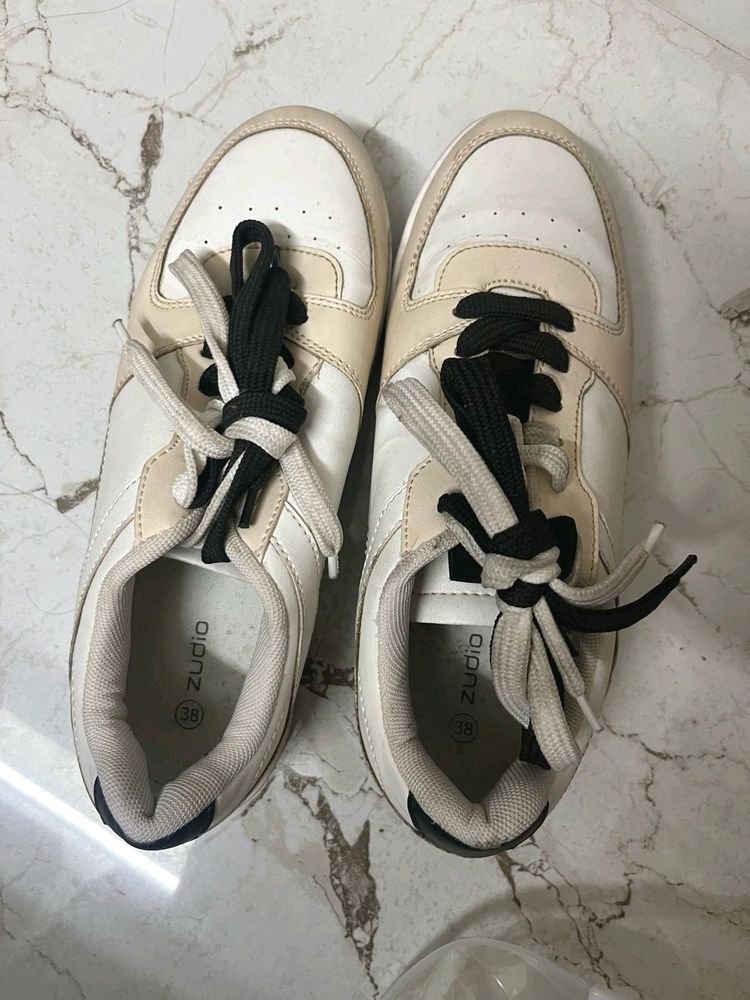 Casual Shoes