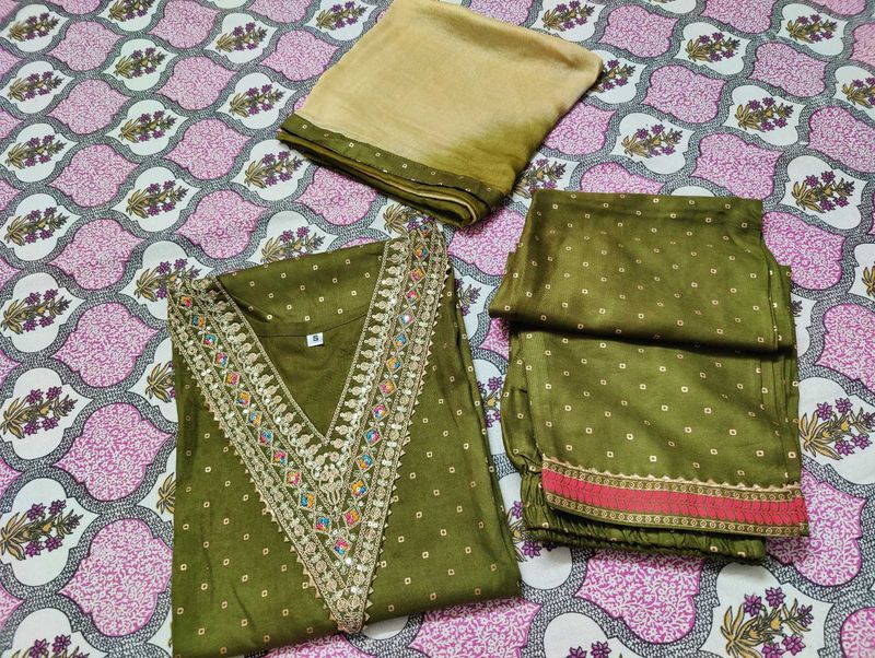 Elegant Olive Green Kurta Set