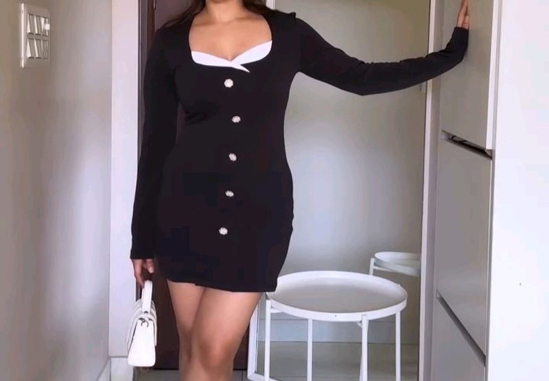 Chic Black Mini Dress with Buttons