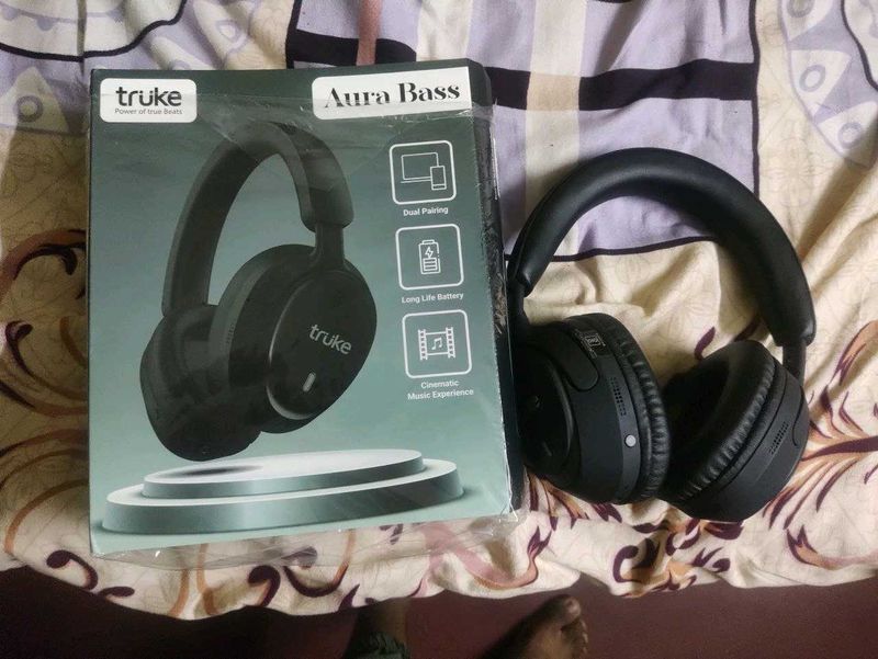 Truke Aura Bass Headphones