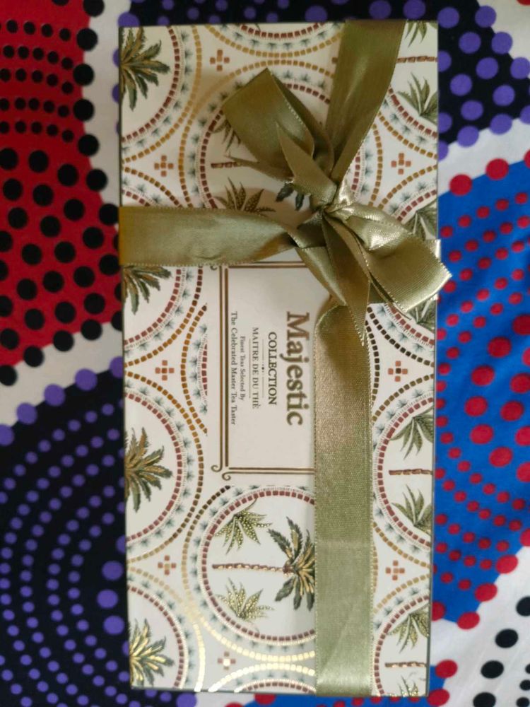 Majestic Tea Collection Gift Set