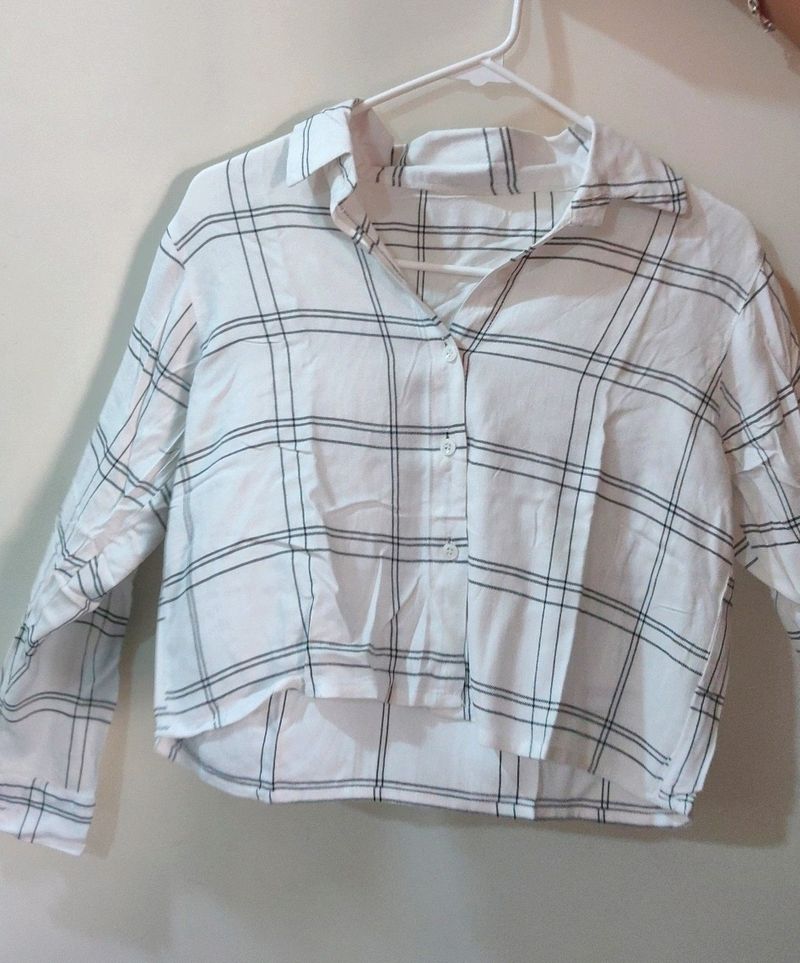 Black And White Lining Shirt